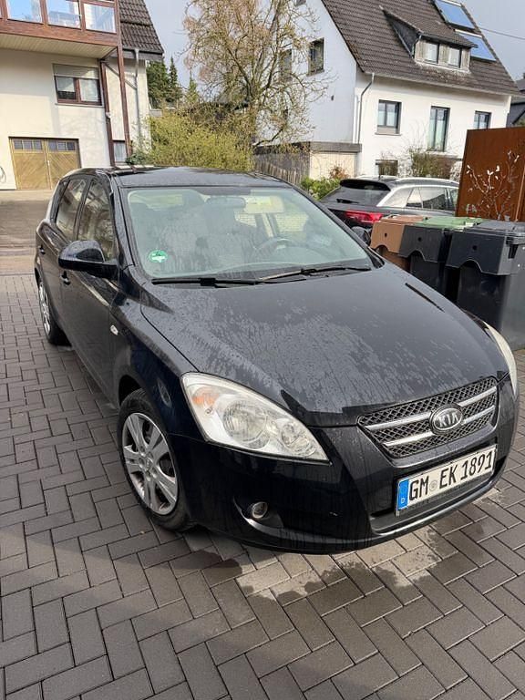 Gebraucht Kia Ceed LX 116 PS (85 kW) 2009 Schwarz Kleinwagen