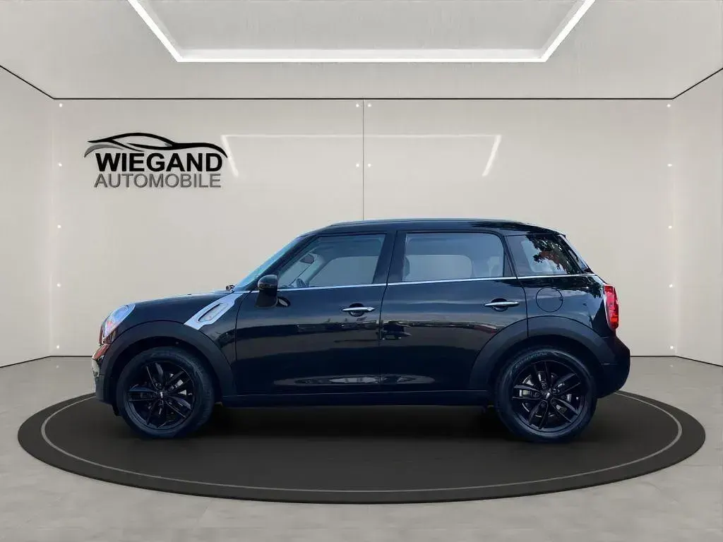 Gebraucht Mini Cooper Pepper 122 PS (89 kW) 2016 Absolute black metallic Kleinwagen