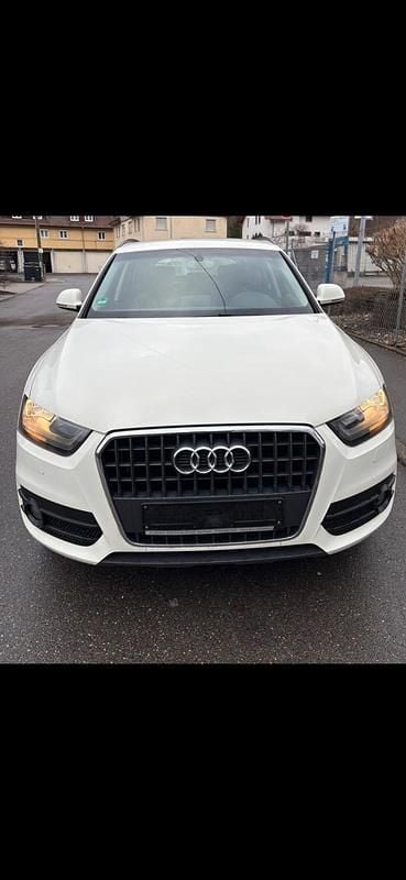 Gebraucht Audi Q3 140 PS (102 kW) 2011 Weiß SUV