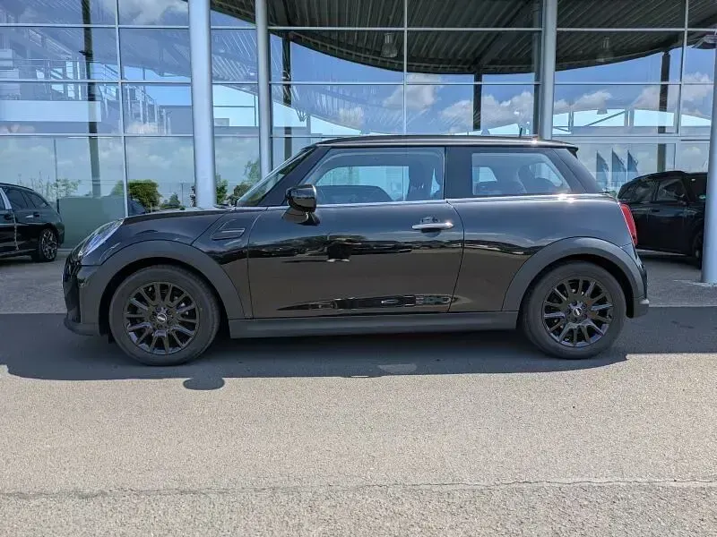 Gebraucht Mini Cooper 136 PS (100 kW) 2023 Schwarz Kleinwagen