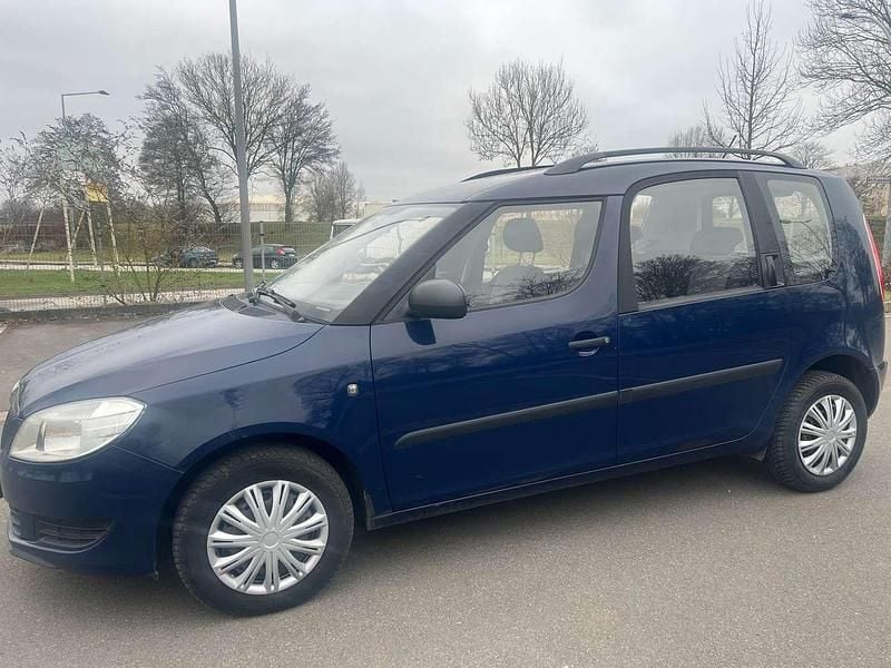 Gebraucht Skoda Roomster Plus Edition 69 PS (50 kW) 2015 Pacificblau Van / Kleinbus