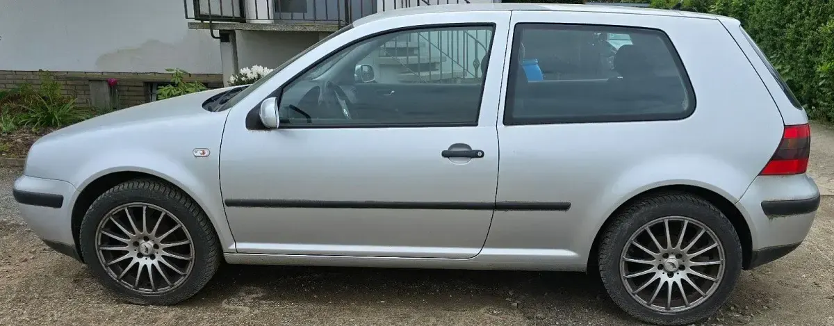 Gebraucht VW Golf IV Basis 75 PS (55 kW) 2002 Silber Limousine