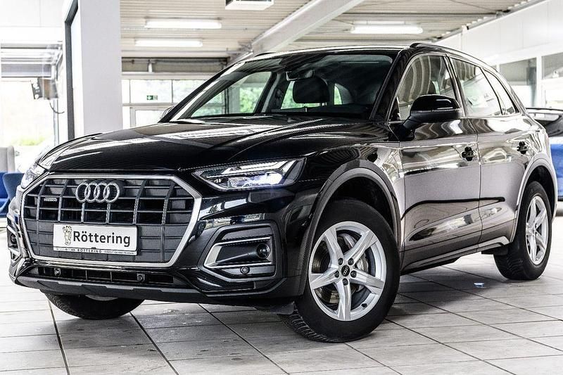 Second-hand Audi Q5 204 CP (150 kW) 2023 Negru SUV