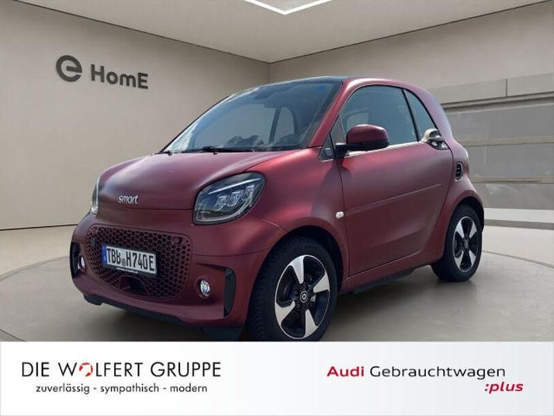 Carmine red matt Gebraucht 2023 Smart ForTwo Electric Drive Passion Coupé | 14.900 € (Etwas zu teuer) - Bild 1/3