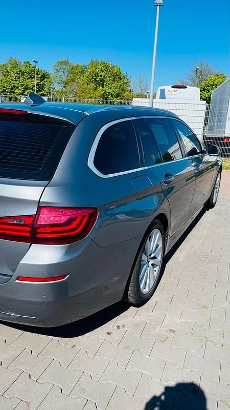 Second-hand BMW 525 218 CP (160 kW) 2014 Gri Berlinǎ