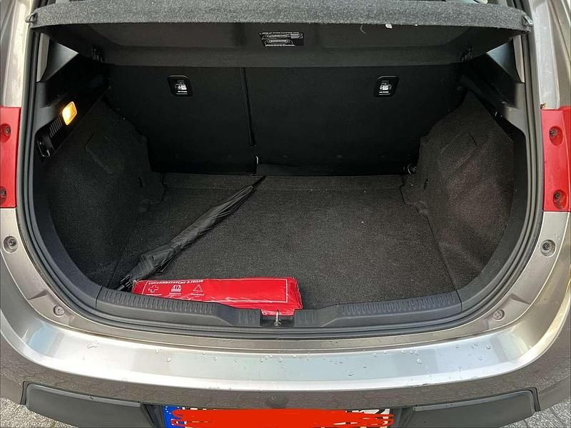 Gebraucht 2012 Toyota Auris Life Limousine | 6.750 € (Etwas zu teuer) - Bild 1/4