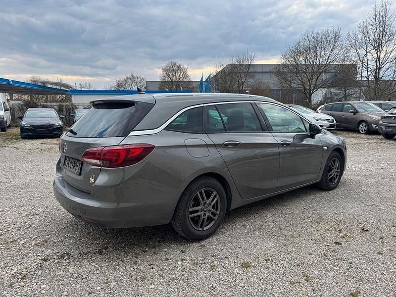 Gebraucht Opel Astra Elegance 145 PS (106 kW) 2020 Grau Kombi