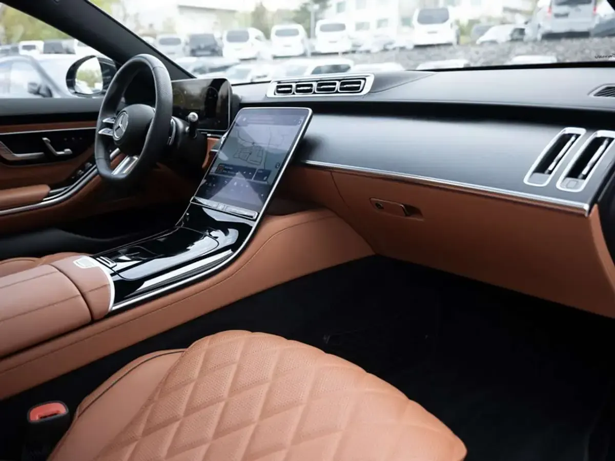 Gebraucht Mercedes S450 AMG 367 PS (269 kW) 2025 Schwarz Limousine