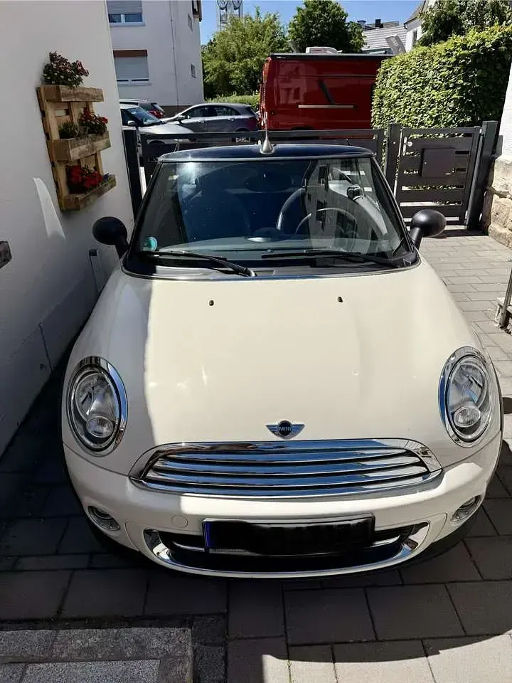 Gebraucht Mini Cooper 122 PS (89 kW) 2015 Weiß Kleinwagen