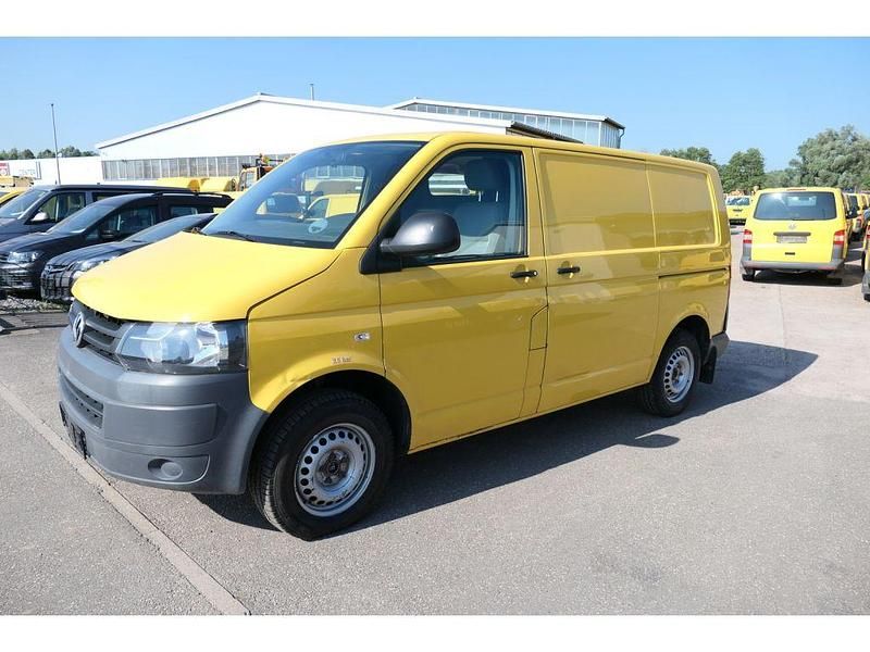 Second-hand VW Transporter 84 CP (61 kW) 2012 Galben Van