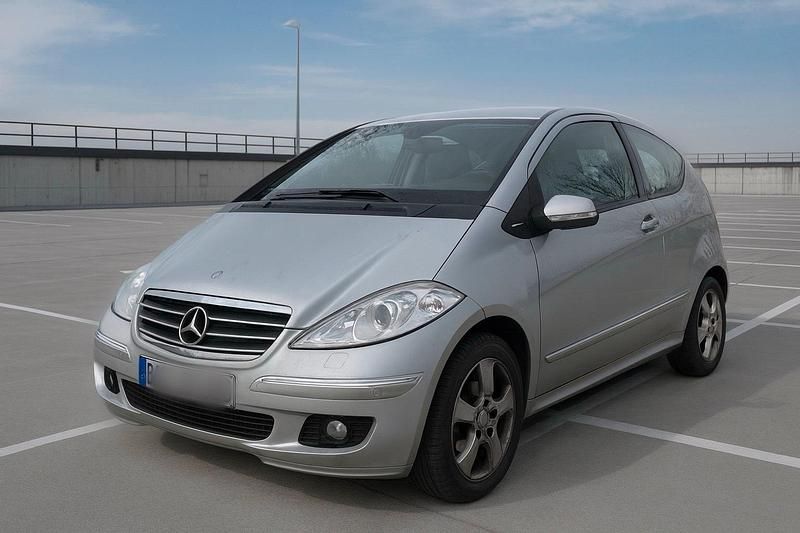Silber Gebraucht 2008 Mercedes A170 Kleinwagen | 7.900 € (Teuer) - Bild 1/4