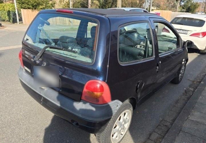 Second-hand Renault Twingo Initiale 75 CP (55 kW) 2003 Albastru Hatchback