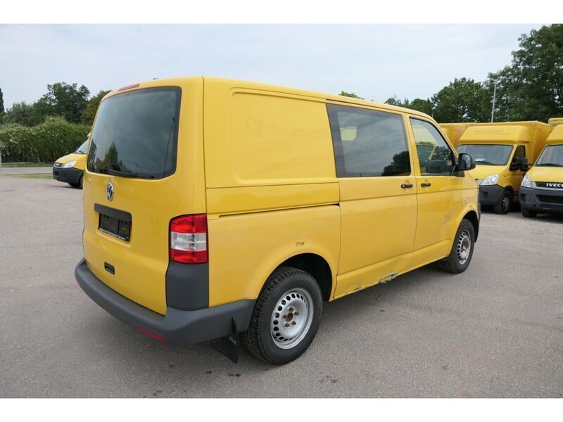 Gebraucht VW T5 84 PS (61 kW) 2012 Ginstergelb r1032 Van