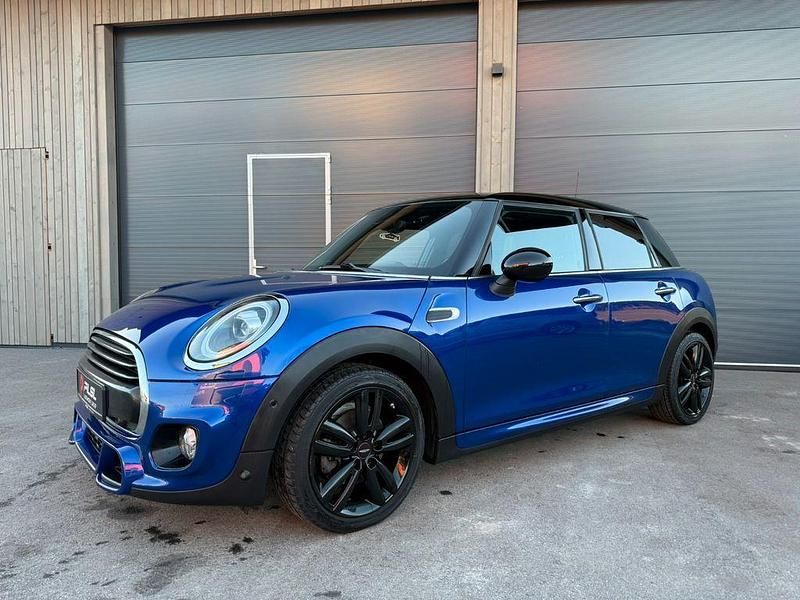 Gebraucht Mini Cooper 136 PS (100 kW) 2018 Blau Kleinwagen