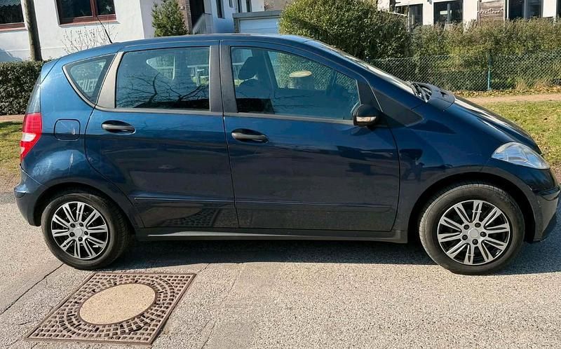 Gebraucht Mercedes A160 82 PS (60 kW) 2007 Blau Kleinwagen