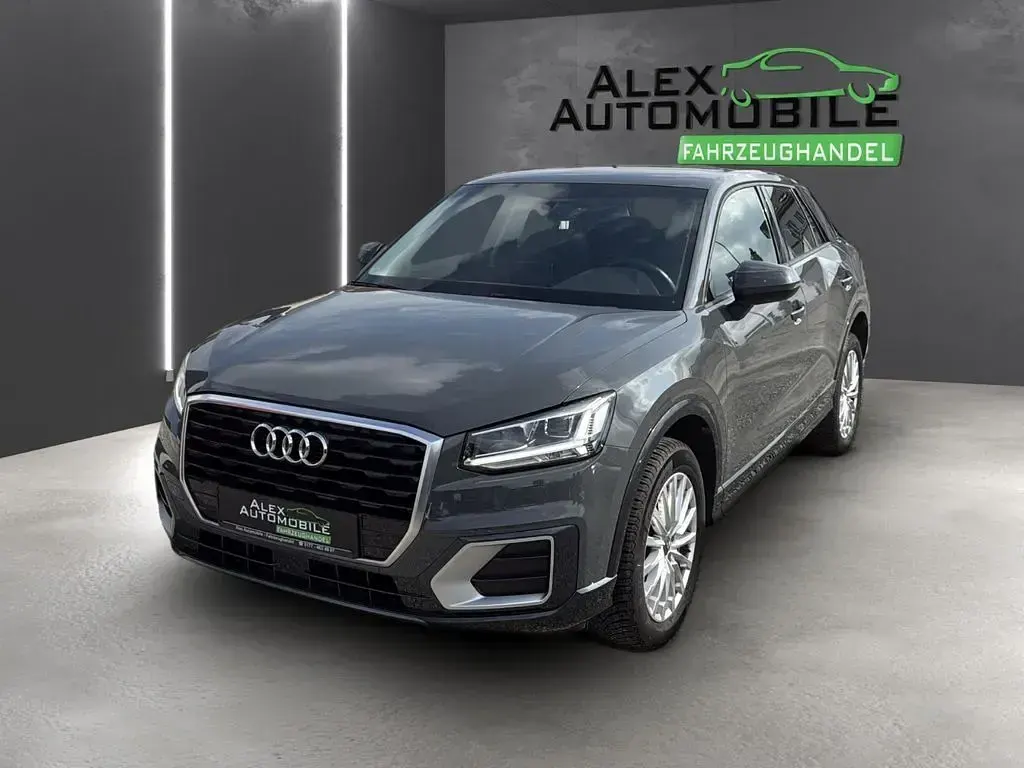 Używany Audi Q2 Design 116 KM (85 kW) 2017 Szary SUV