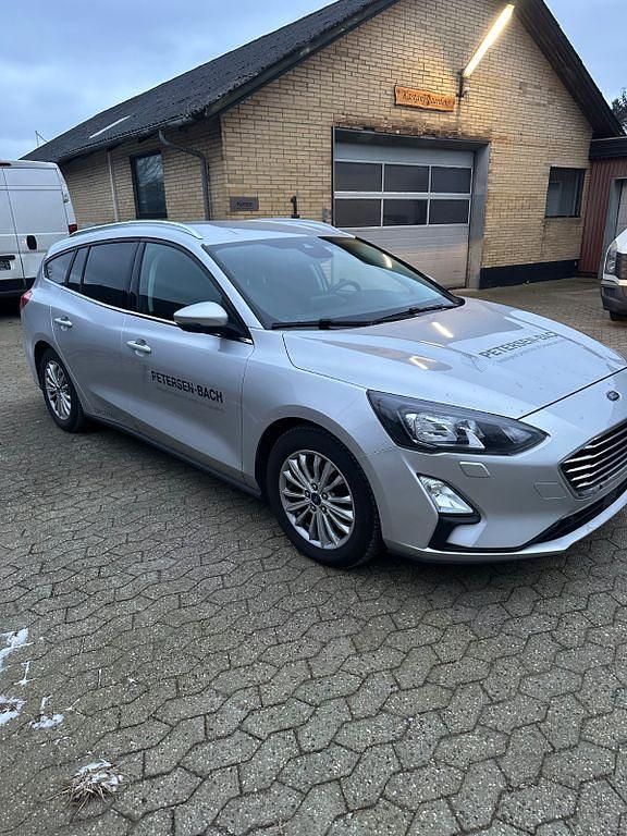 Gebraucht Ford Focus Titanium 120 PS (88 kW) 2021 Limousine