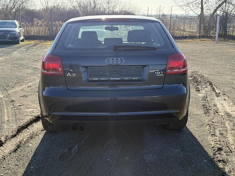 Gebraucht Audi A3 Ambition 160 PS (117 kW) 2009 Blau metallic Kleinwagen