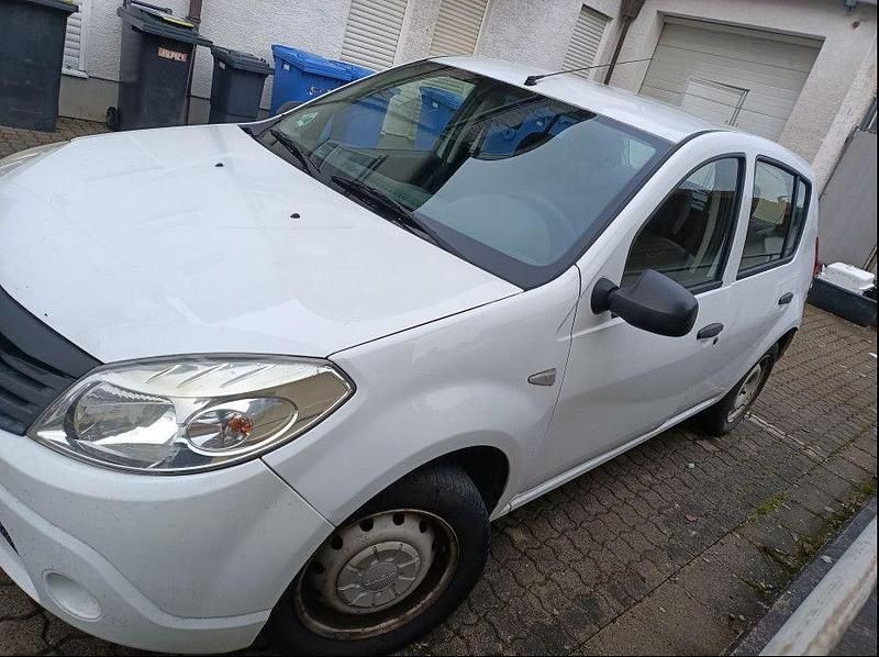 Gebraucht Dacia Sandero 75 PS (55 kW) 2009 Weiß Limousine