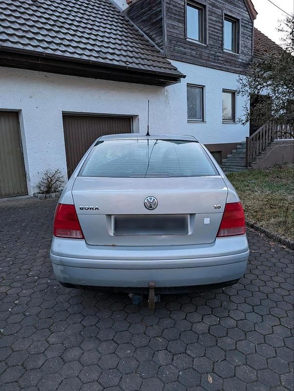 Gebraucht VW Bora 101 PS (74 kW) 2000 Silber Limousine