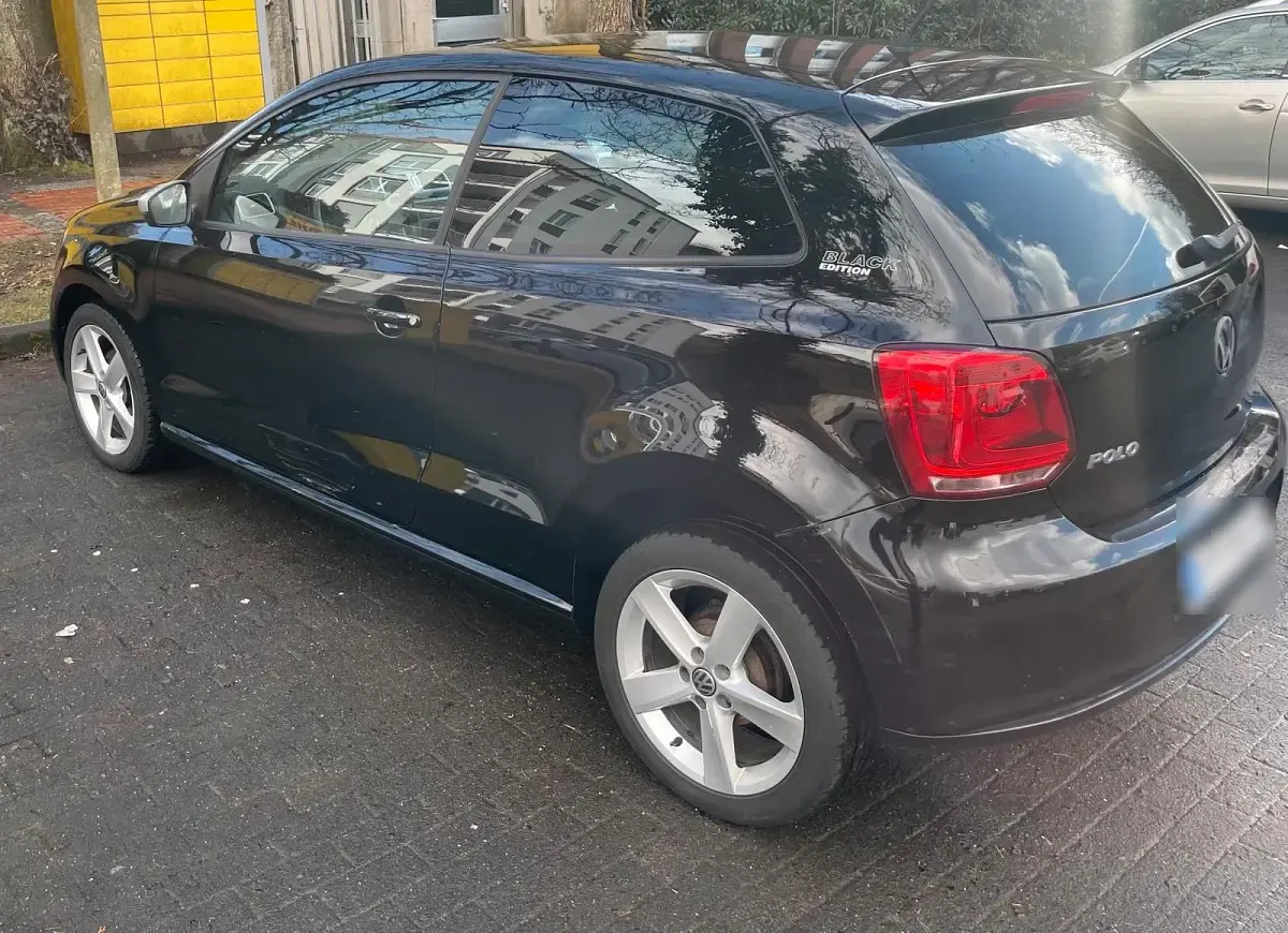 Gebraucht VW Polo Black Edition 60 PS (44 kW) 2013 Kleinwagen