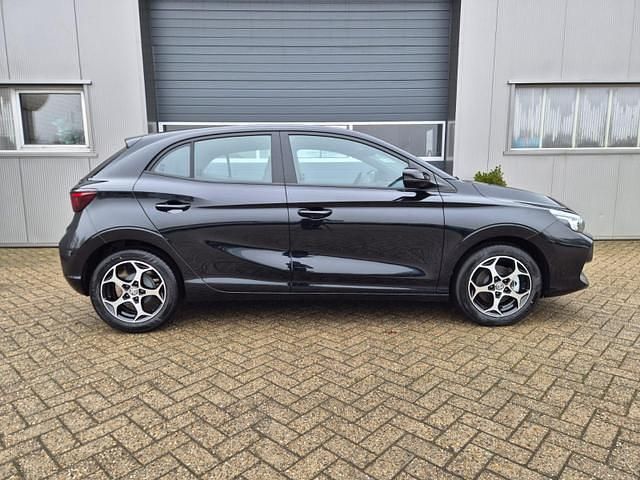 Neu MG MG3 Comfort 116 PS (85 kW) 2025 Pebble black pebble black Kleinwagen