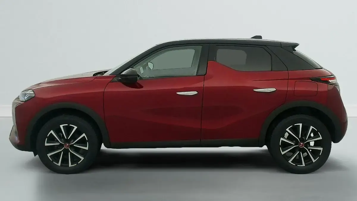 Gebraucht DS Automobiles DS3 Performance 101 PS (74 kW) 2024 (rouge diva toit noir) SUV