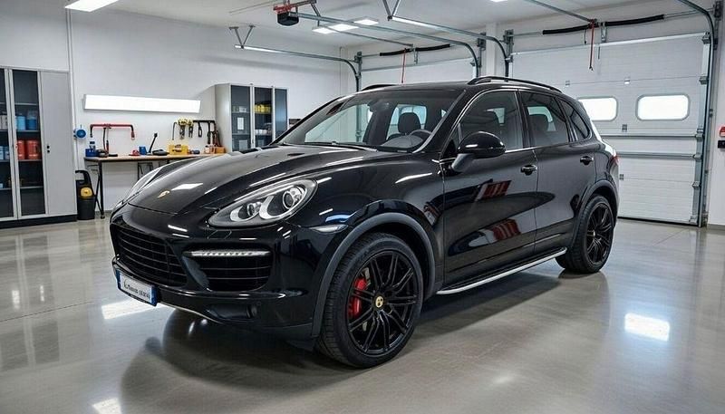 Gebraucht Porsche Cayenne Turbo 500 PS (367 kW) 2012 Schwarz SUV