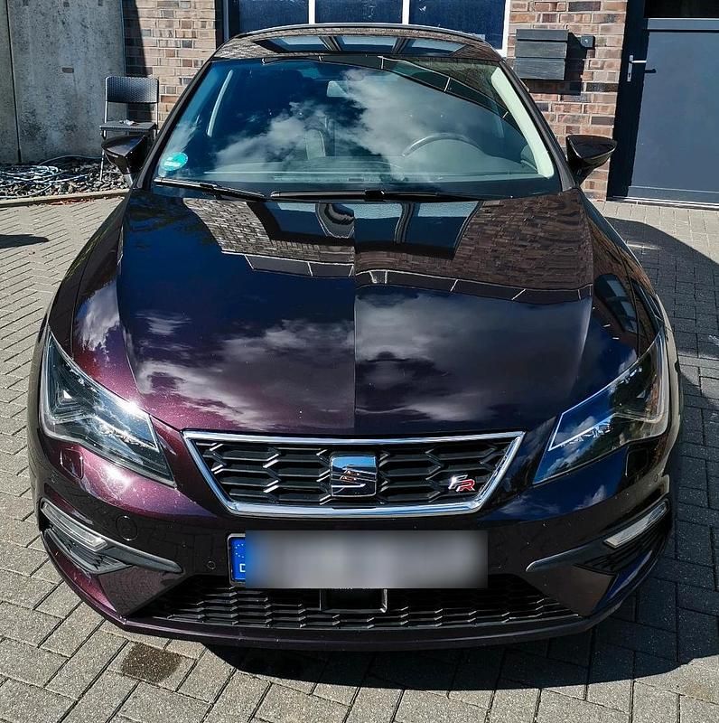 Violet Gebraucht 2017 Seat Leon FR Limousine | 12.100 € (Guter Preis) - Bild 1/4