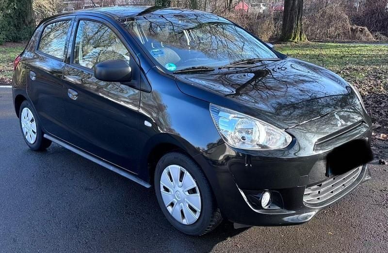 Schwarz Gebraucht 2015 Mitsubishi Space Star Kleinwagen | 3.850 € (Fairer Preis) - Bild 1/4
