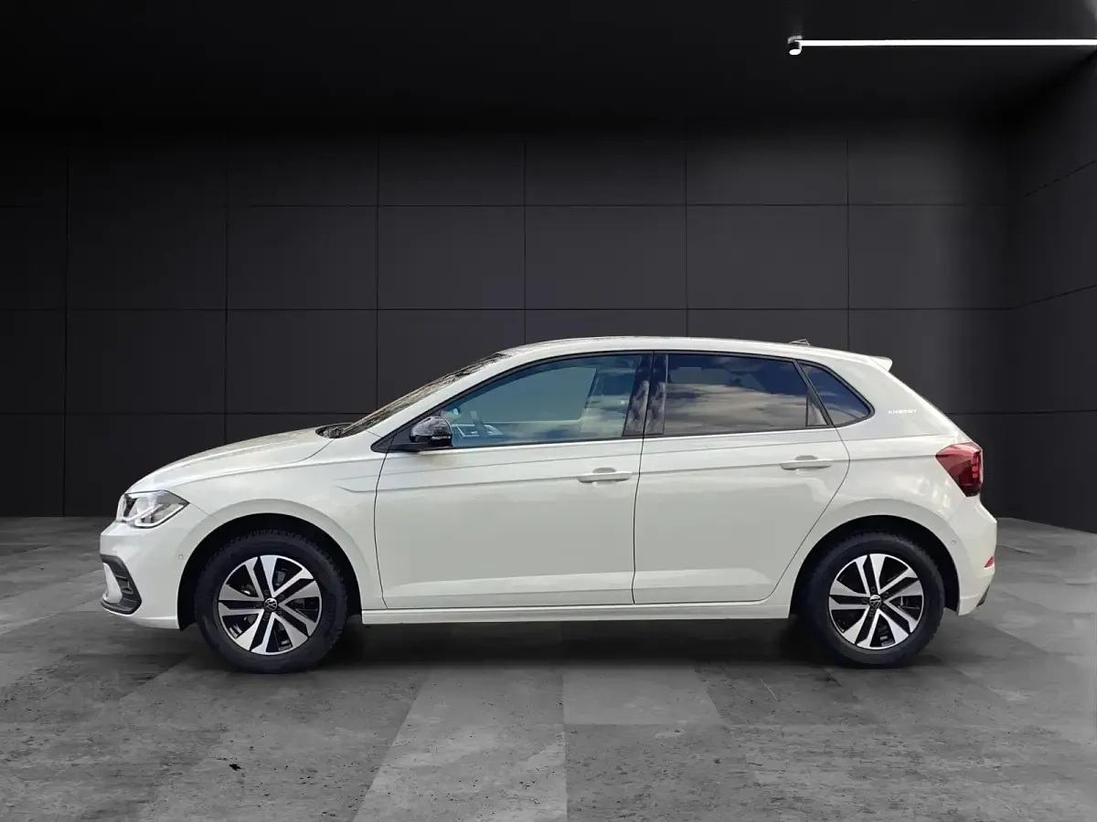 Gebraucht VW Polo 95 PS (69 kW) 2026 Ascotgrau Kleinwagen