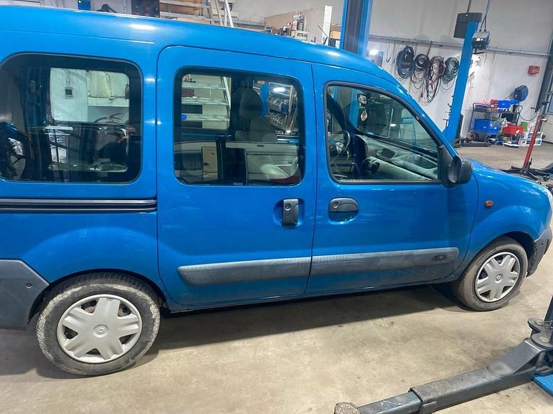 Gebraucht Renault Kangoo 60 PS (44 kW) 2005 Blau Van / Kleinbus