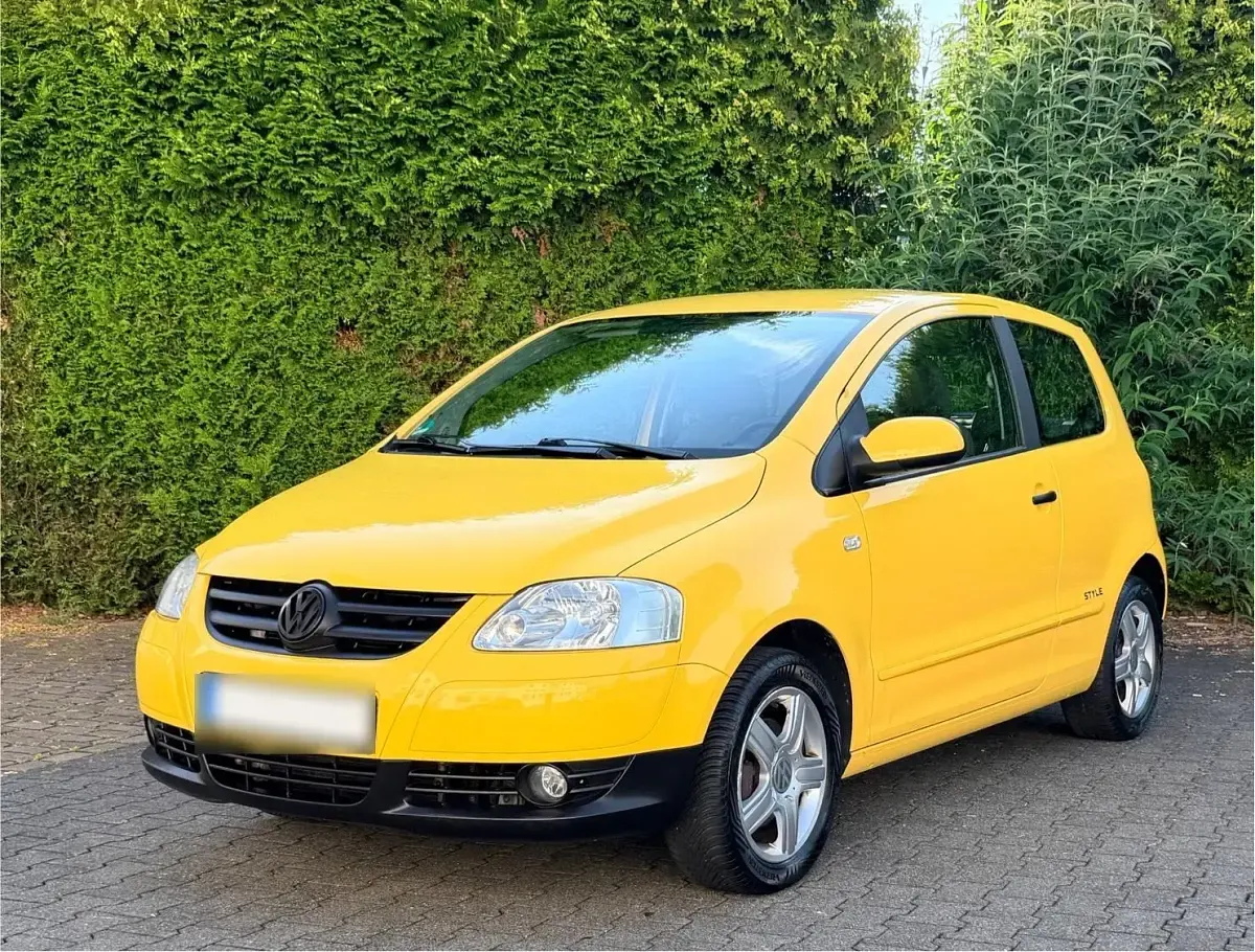Gebraucht VW Fox Style 70 PS (51 kW) 2010 Gelb Kleinwagen