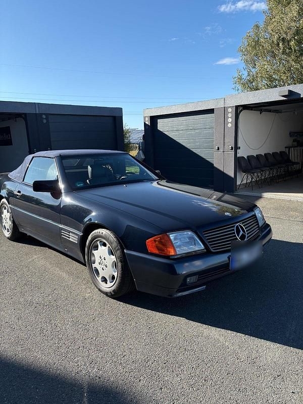 Gebraucht Mercedes SL300 194 PS (142 kW) 1991 Blau Cabrio