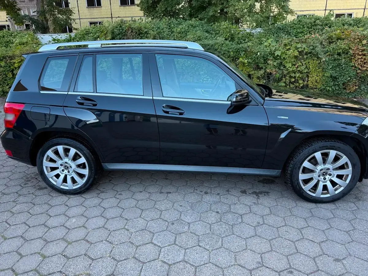 Gebraucht Mercedes GLK220 170 PS (125 kW) 2010 Schwarz SUV