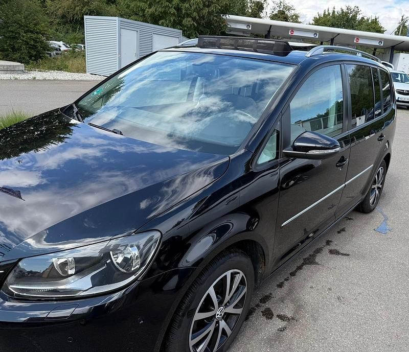 Gebraucht 2010 VW Touran Van / Kleinbus | 7.200 € - Bild 1/4