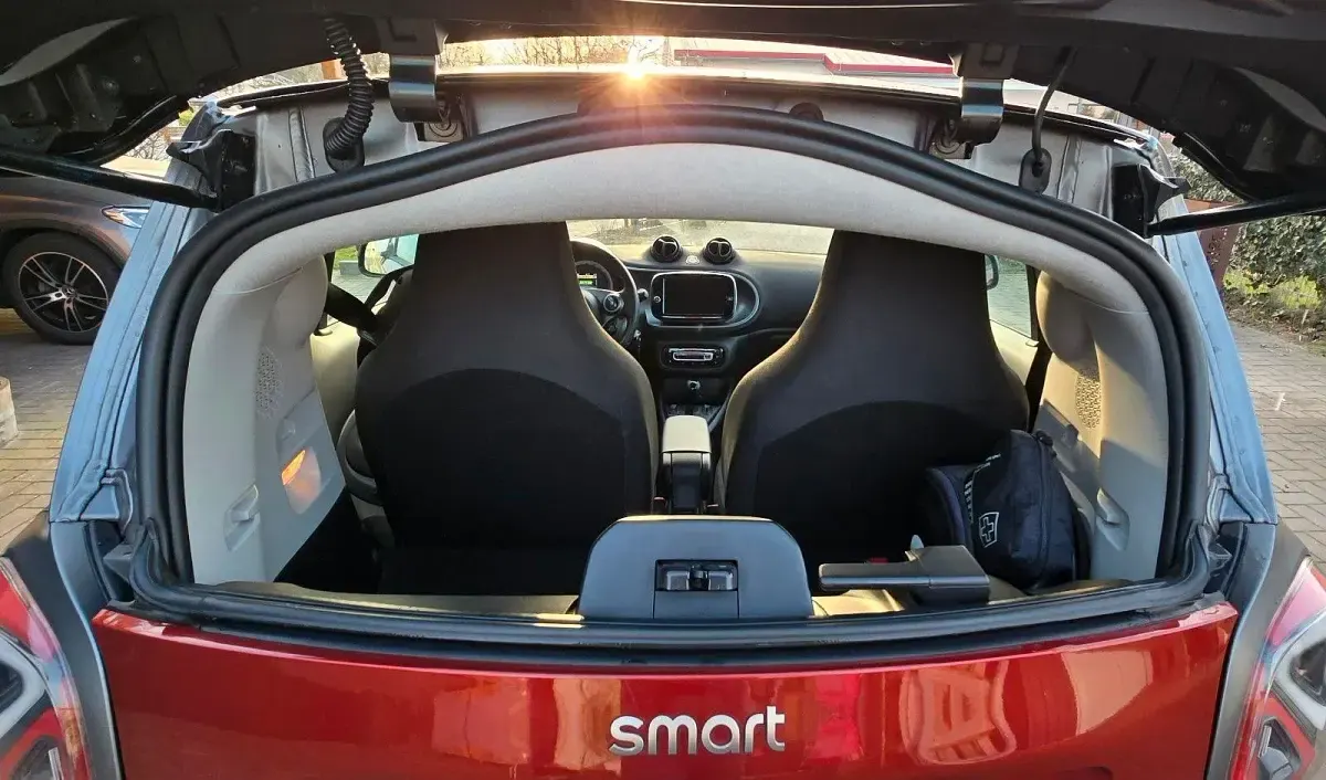 Gebraucht Smart ForTwo Coupé 60 kW (82 PS) 2020 Rot Coupé