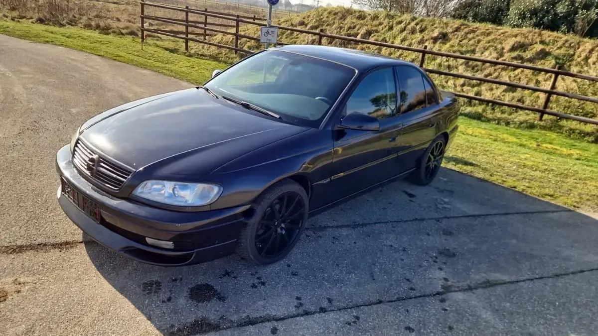 Occasion Opel Omega 145 ch (106 kW) 2003 Noir Berline