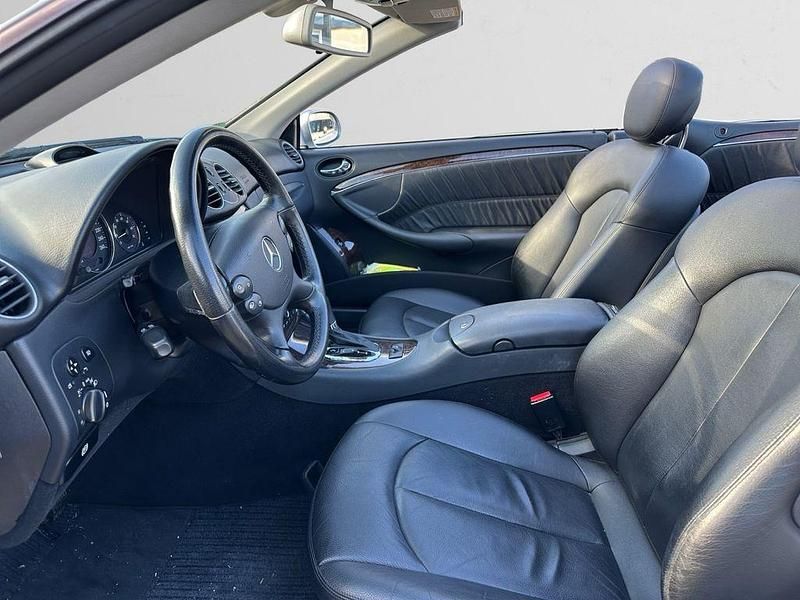 Gebraucht Mercedes CLK200 163 PS (119 kW) 2007 Silber Cabrio