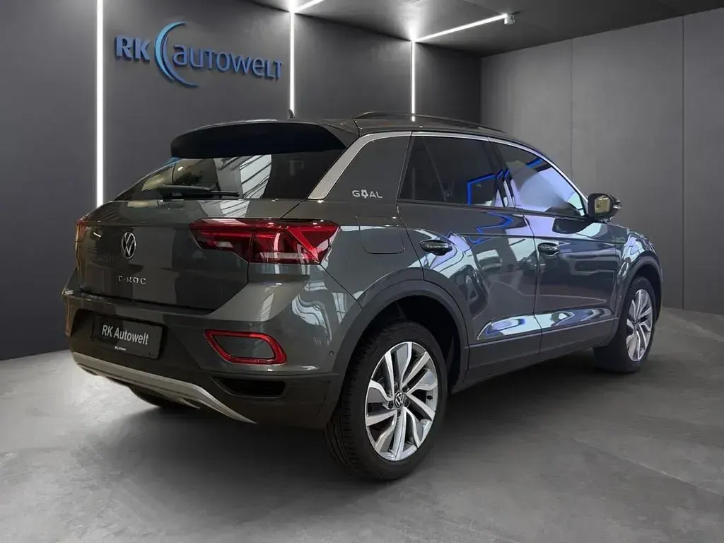 Gebraucht VW T-Roc Goal 150 PS (110 kW) 2024 Grau SUV