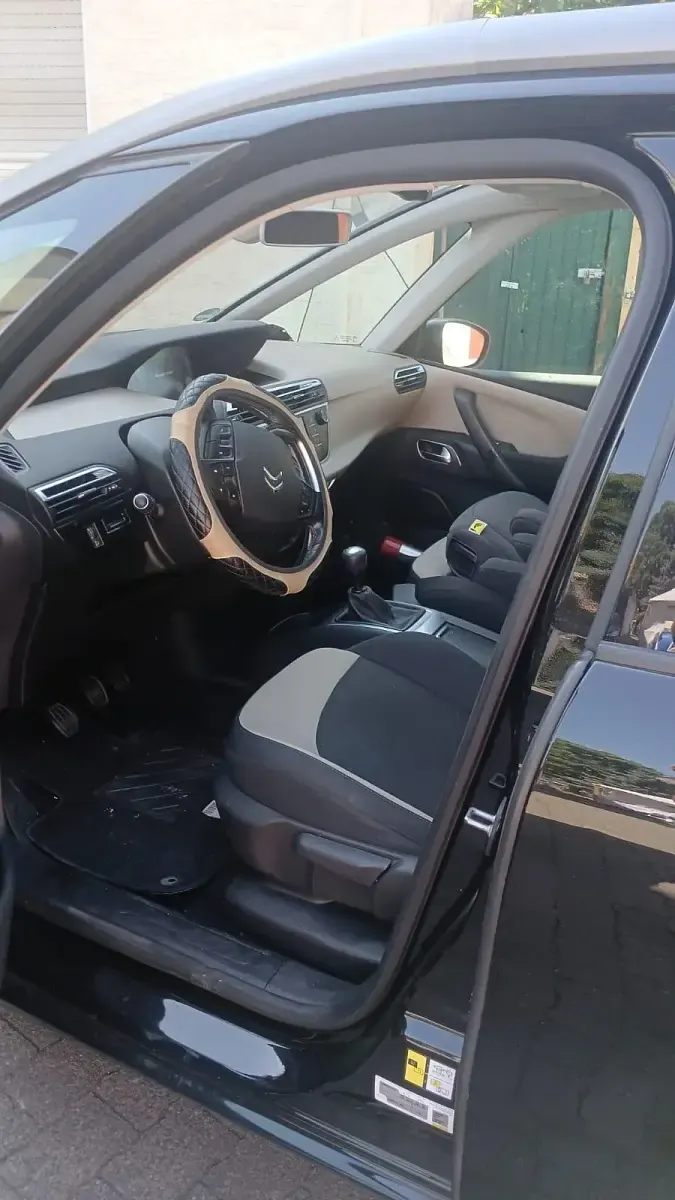 Gebraucht Citroën Grand C4 Picasso 131 PS (96 kW) 2014 Schwarz Van / Kleinbus