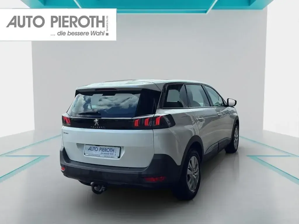 Gebraucht Peugeot 5008 Active 131 PS (96 kW) 2021 Perlmutt weiß SUV
