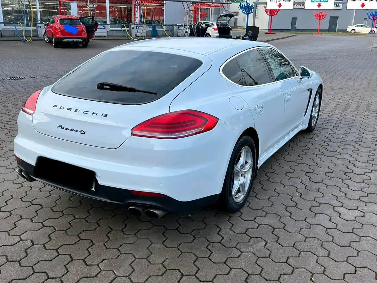 Gebraucht Porsche Panamera 4S 420 PS (308 kW) 2014 Weiß Kleinwagen