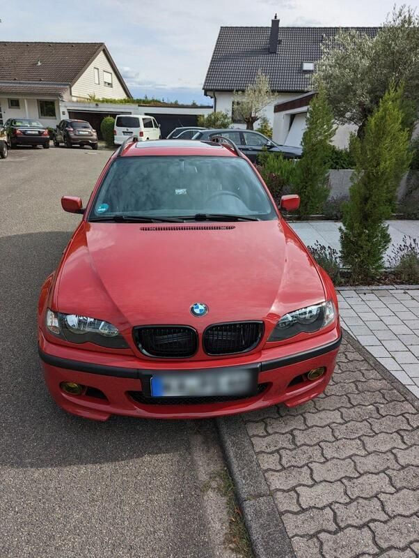 Rot Gebraucht 2001 BMW 330 Kombi | 6.000 € (Fairer Preis) - Bild 1/4