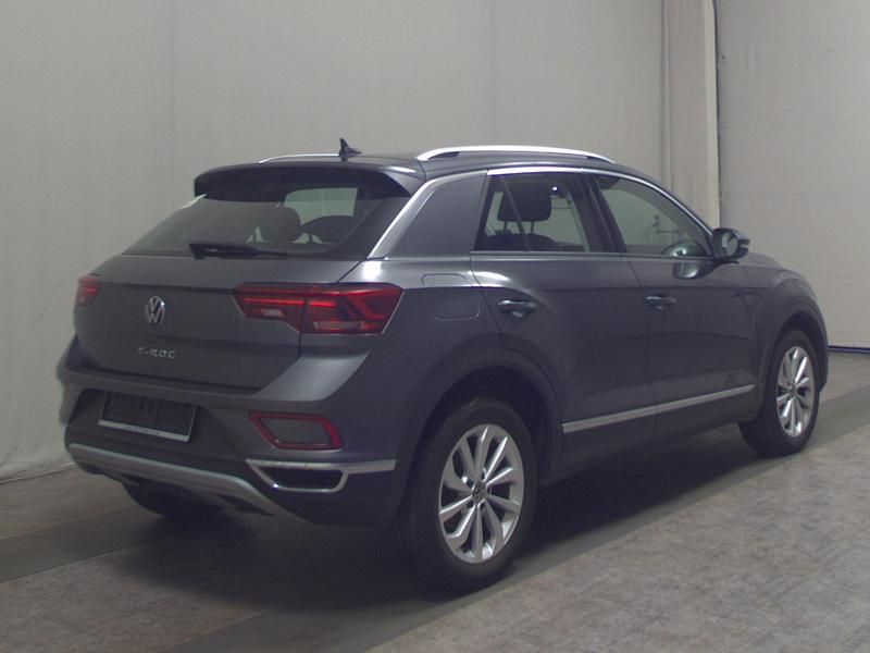 Gebraucht VW T-Roc IQ Drive 150 PS (110 kW) 2022 Grau SUV