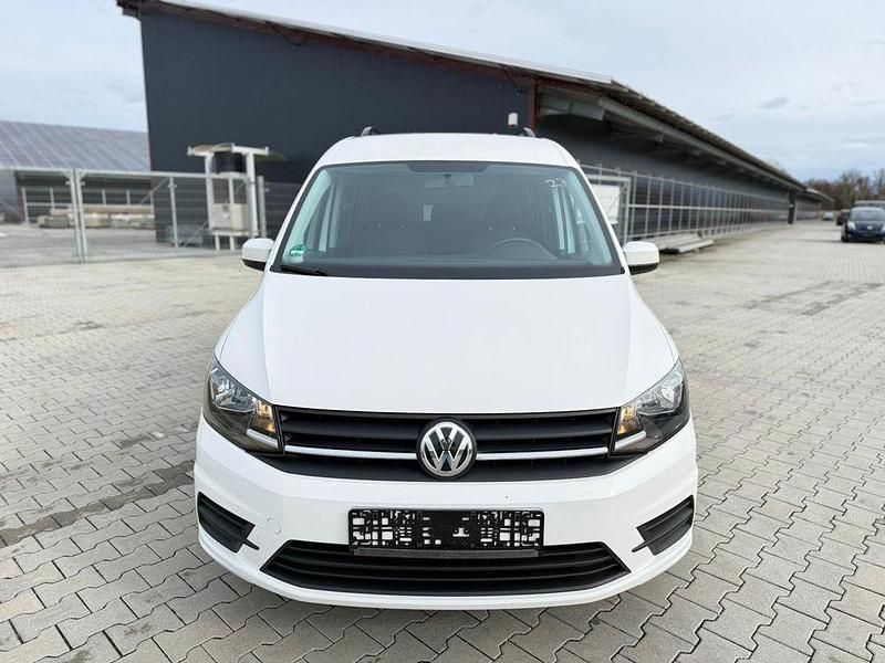 Gebraucht VW Caddy Trendline 102 PS (75 kW) 2017 Weiß Van / Kleinbus