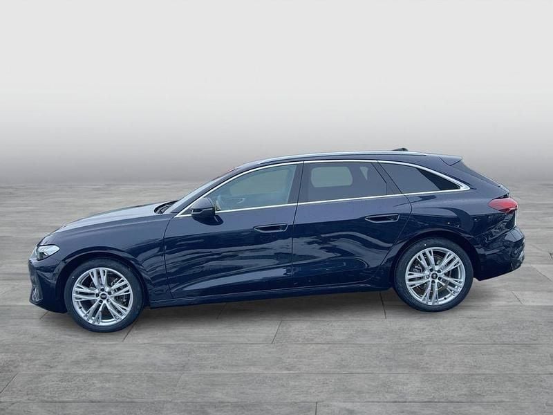 Gebraucht Audi A5 Sport 150 PS (110 kW) 2025 Firmamentblau metallic Kombi