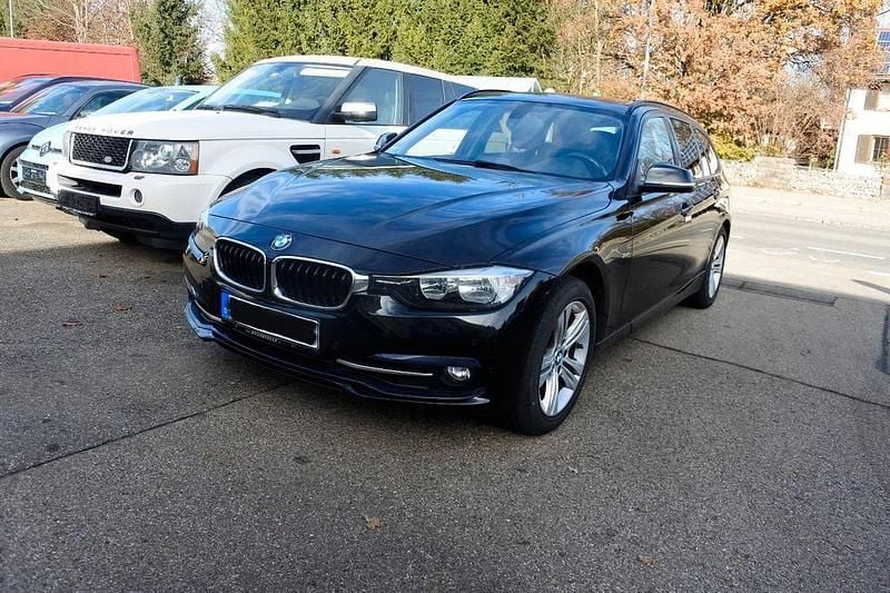 Schwarz Gebraucht 2016 BMW 320 Sport Line Kombi | 10.999 € (Superpreis) - Bild 1/4