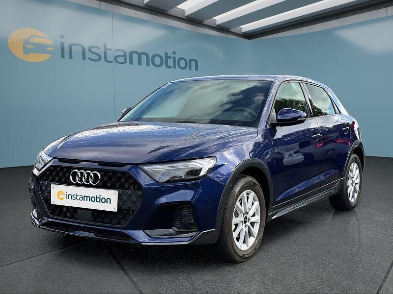 Blau Gebraucht 2025 Audi A1 Kleinwagen | 28.649 € (Fairer Preis) - Bild 1/4
