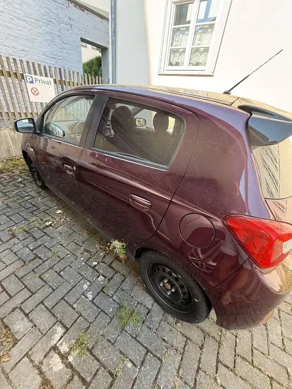 Gebraucht Mitsubishi Space Star Diamant Edition 80 PS (58 kW) 2019 Violett Kleinwagen